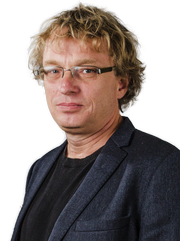 Ole Mathismoen, journalist in Aftenposten